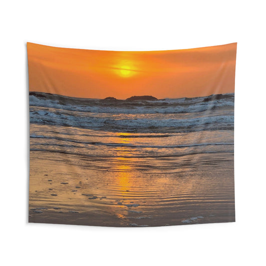 Sunset Beach Wall Tapestry | Ocean Decor, Bohemian Home, Living Room Wall Art, Beach Lover Gift, Relaxing Atmosphere
